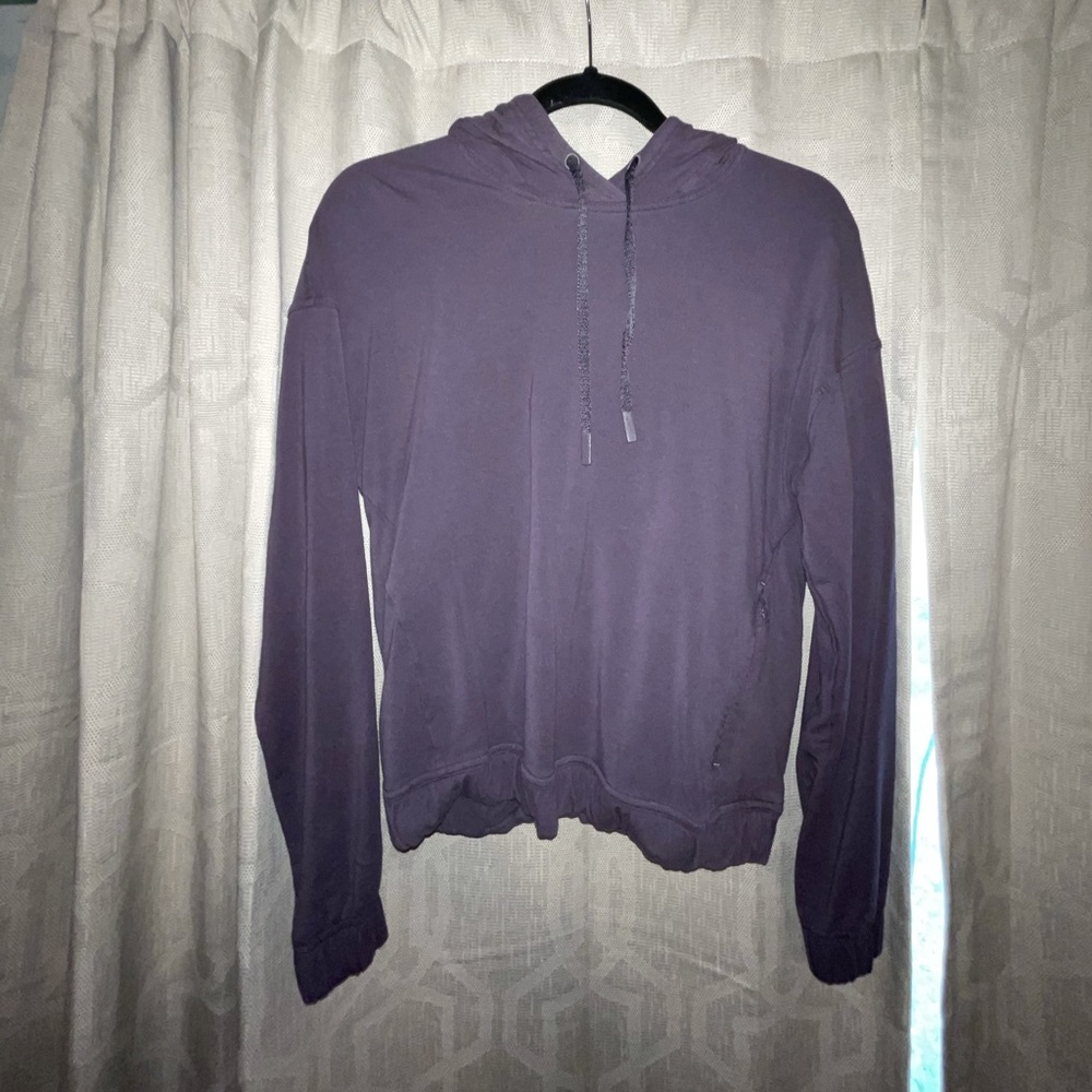 Light lulu sweater